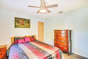 Cedar Creek Reservoir Retreat w/ Fire Pit + Deck!