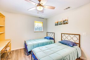 Cedar Creek Reservoir Retreat w/ Fire Pit + Deck!