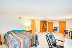 Cedar Creek Reservoir Retreat w/ Fire Pit + Deck!