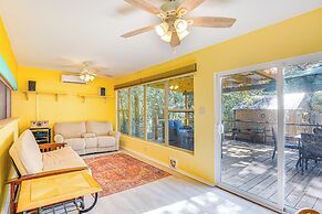 Cedar Creek Reservoir Retreat w/ Fire Pit + Deck!