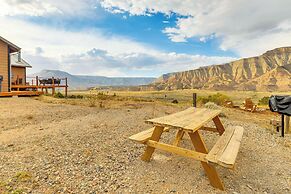 Colorado River Getaway in Parachute: Dogs Welcome!