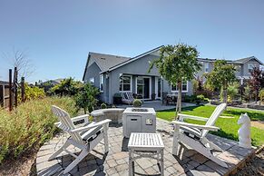 1 Mi to Dtwn Winters: Home w/ Fire Pit & Patio!