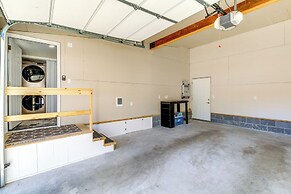 Near Scenic Parks: Convenient Home in Prestonsburg