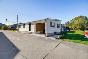 Near Scenic Parks: Convenient Home in Prestonsburg