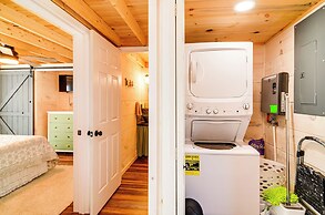 Kentucky Cabin Near Lake Cumberland