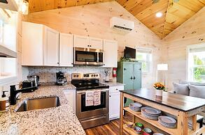 Kentucky Cabin Near Lake Cumberland