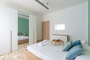 Milan Style Apartment