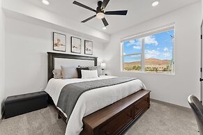 Red Rock Haven #201 2 Bedroom Condo