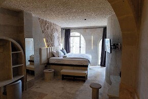 Be Still Alexa Smart Luxury Escape Adults Only