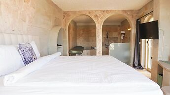 Be Still Alexa Smart Luxury Escape Adults Only