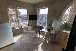 Be Still Alexa Smart Luxury Escape Adults Only