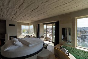 Be Still Alexa Smart Luxury Escape Adults Only