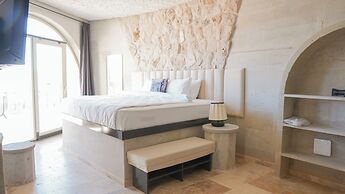 Be Still Alexa Smart Luxury Escape Adults Only