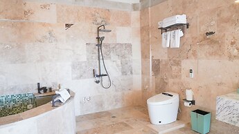 Be Still Alexa Smart Luxury Escape Adults Only