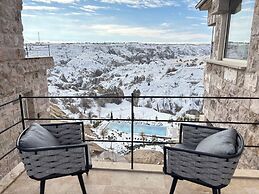 Be Still Alexa Smart Luxury Escape Adults Only