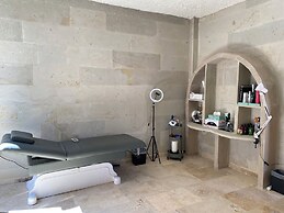 Be Still Alexa Smart Luxury Escape Adults Only