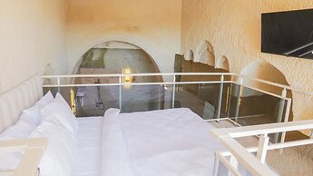 Be Still Alexa Smart Luxury Escape Adults Only