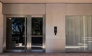 Depto alta gama con cochera y seguridad