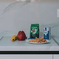 Voula Luxury Modern Living with Garden