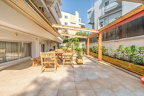 Voula Luxury Modern Living with Garden