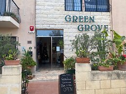 Green Grove Guest house