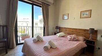 Green Grove Guest house