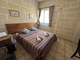 Green Grove Guest house