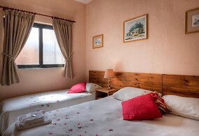 Green Grove Guest house