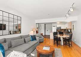 Gold-rated 2 Bedroom Condo at the Base of Aspen Mountain