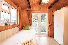 Regents park road single room