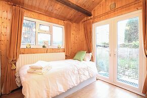 Regents park road single room