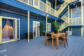 Remparts 2 Bed w Private terrace & sauna