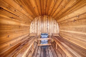 Remparts 2 Bed w Private terrace & sauna