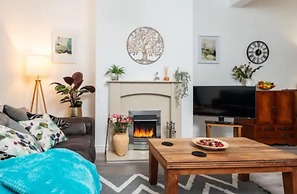 Stylish Home Retreat on Outskirts of Liverpool