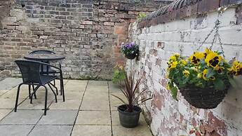 Stylish Home Retreat on Outskirts of Liverpool