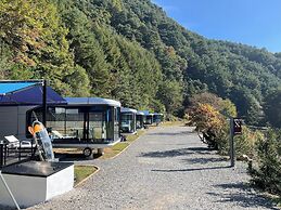 Galaxy x Hotel type Caravan Glamping&Pension