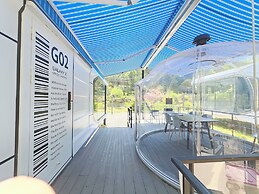 Galaxy x Hotel type Caravan Glamping&Pension