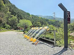 Galaxy x Hotel type Caravan Glamping&Pension