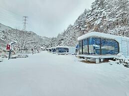 Galaxy x Hotel type Caravan Glamping&Pension