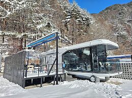 Galaxy x Hotel type Caravan Glamping&Pension