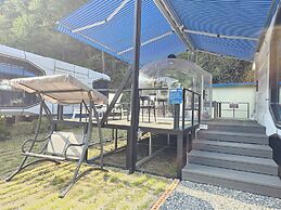 Galaxy x Hotel type Caravan Glamping&Pension