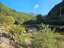 Galaxy x Hotel type Caravan Glamping&Pension