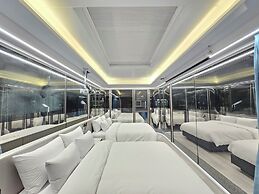 Galaxy x Hotel type Caravan Glamping&Pension