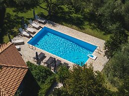 Villa Lilly With Private Pool