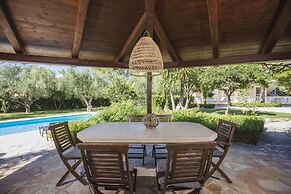 Villa Lilly With Private Pool