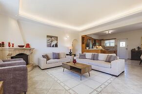 Villa Lilly With Private Pool