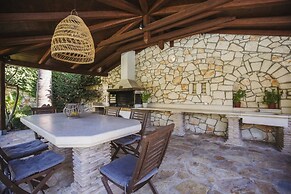 Villa Lilly With Private Pool