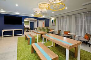 Spark By Hilton Walker Grand Rapids North