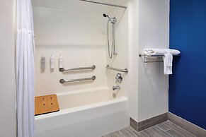 Spark By Hilton Walker Grand Rapids North