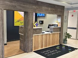 Spark By Hilton Walker Grand Rapids North